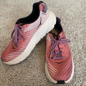 HOKA one one W Rincon running shoes size 6.5